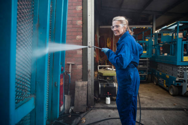 Best Commercial Pressure Washing  in Harrodsburg, KY